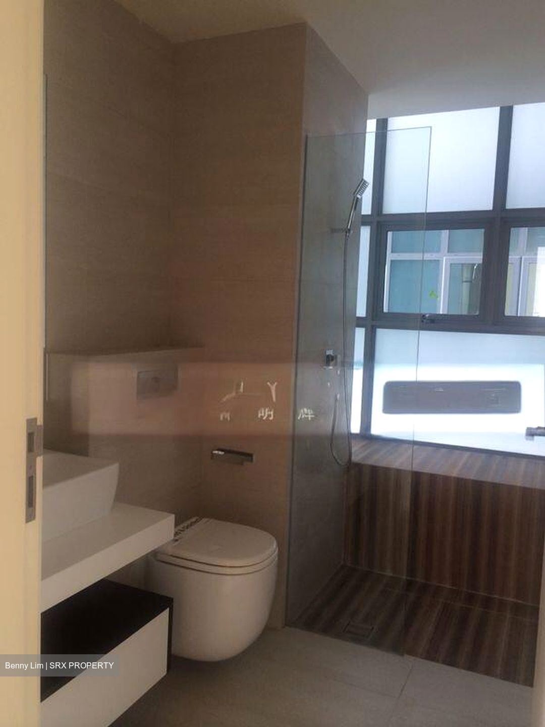 Lincoln Suites (D11), Condominium #502231751